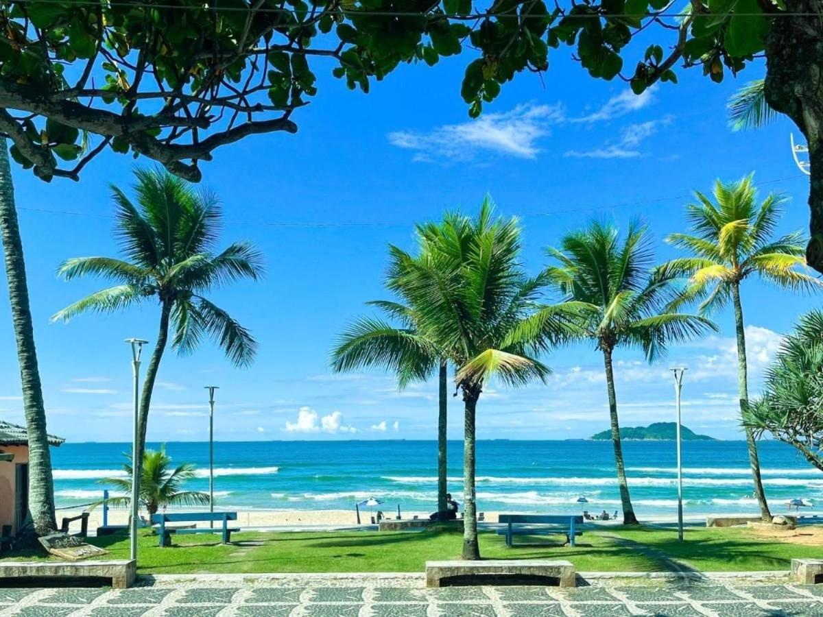 Vista Linda: Beachfront In With Sea View Guaruja