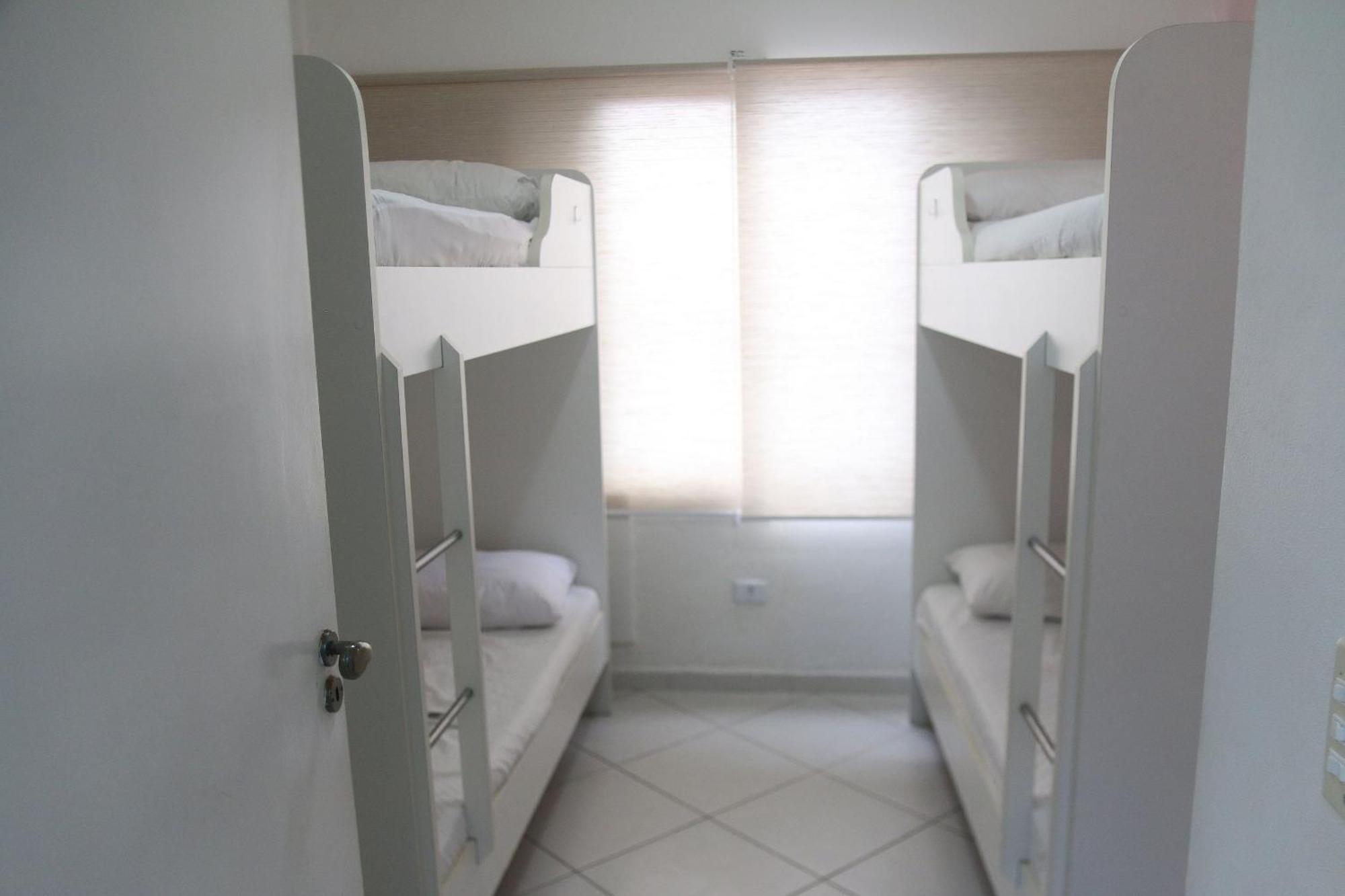Vista Linda: Beachfront In With Sea View Guaruja